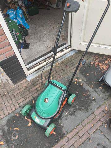 Grasmaaier - Black & Decker beschikbaar voor biedingen