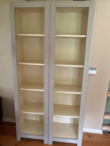 Gratis Boekenkasten los of set van 2 beschikbaar voor biedingen
