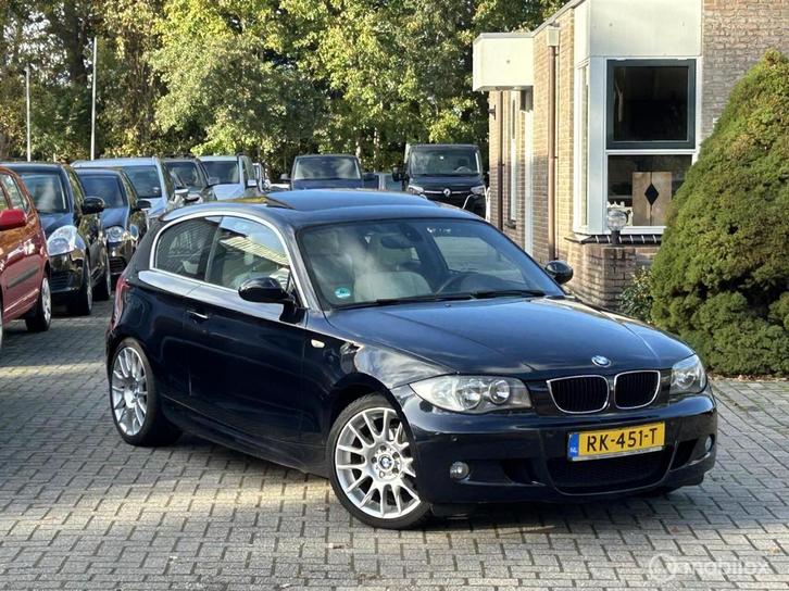 BMW 1-serie 118i M-Pakket Automaat | Airco | Leder |, Auto's, BMW, Bedrijf, Te koop, 1-Serie, ABS, Airbags, Airconditioning, Alarm