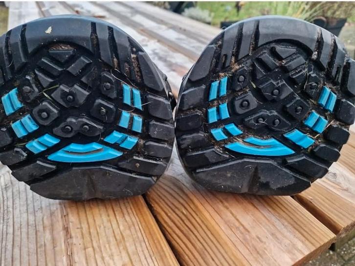Hoefschoenen Easyboot Sneaker
Art.nr.: SB-EBSF-3
Maat 3, Dieren en Toebehoren, Paarden en Pony's | Beschermers, Zo goed als nieuw