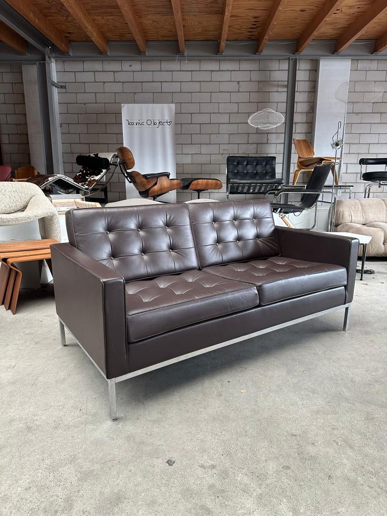 Knoll sofa by Florence Knoll, Huis en Inrichting, Banken | Bankstellen, Gebruikt, Rechte bank, Tweepersoons, 150 tot 200 cm, 75 tot 100 cm