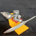 Vintage Modelbouwmotor met Propeller, Overige merken, Gebruikt, Ophalen of Verzenden, Groter dan 1:32