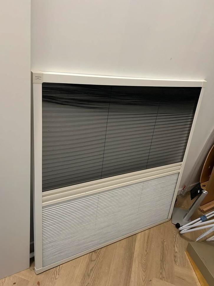 Duo Plissé S500 Dakraam Hor + Verduisterend - 117x121cm, Huis en Inrichting, Stoffering | Gordijnen en Lamellen, Gebruikt, 100 tot 150 cm