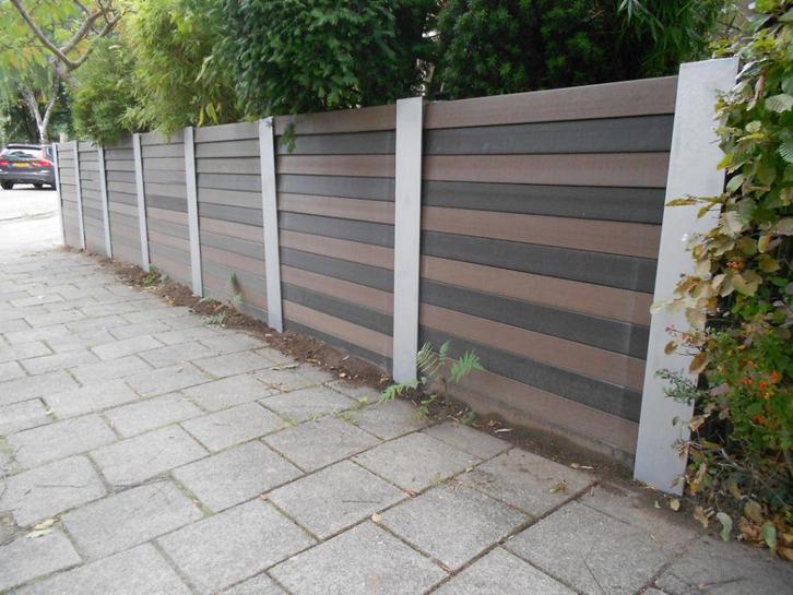 15x Tuinpalen van meter lengte (kop 10x9cm) composiet bieden, Tuin en Terras, Tuinhekken en Hekwerk, Nieuw, Tuinhek, Overige materialen
