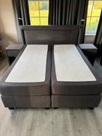 Boxspring met nachtkastjes en vaste lampen Swiss Sense, Huis en Inrichting, Ophalen, Gebruikt, Tweepersoons, 180 cm