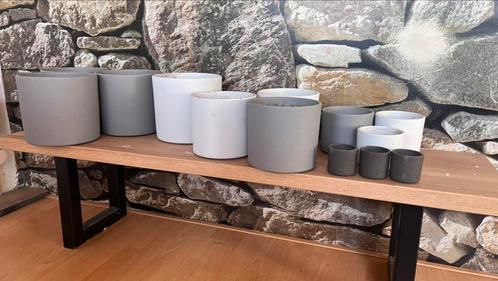 Plantenbakken , moeten weg ivm verhuizing, Tuin en Terras, Bloembakken en Plantenbakken, Zo goed als nieuw, Kunststof, Minder dan 30 cm