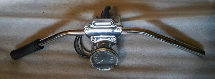 Harley riserset, stuur &  km-teller sportster custom fxr4, Motoren, Onderdelen | Harley-Davidson, Verzenden