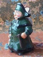 Oude Staffordshire Toby jug uit Engeland als een cipier., Ophalen of Verzenden