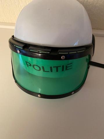 .Speelgoed Politiehelm beschikbaar voor biedingen