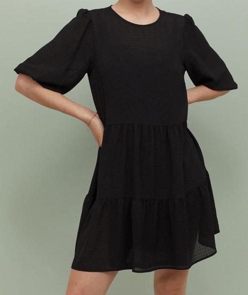 Zwarte H&M A-line boho jurk met pofmouwen maat M, Kleding | Dames, Jurken, Nieuw, Maat 38/40 (M), Zwart, Boven de knie, Ophalen of Verzenden