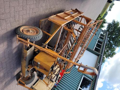 Regero zelf rijdende plantmachine, Tuin en Terras, Planten | Fruitbomen, Lente, Ophalen