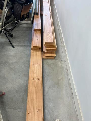 Douglas Hout Partij - Mes en Groef, Balken beschikbaar voor biedingen