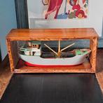 Scheepje in houten kast., Verzamelen, Scheepvaart, Ophalen of Verzenden, Gebruikt