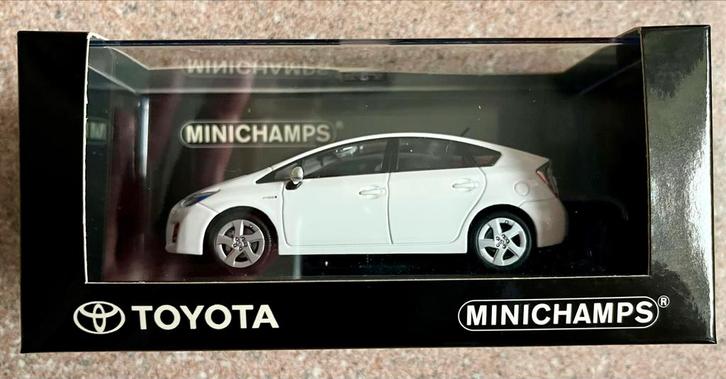 Toyota Prius III - MiniChamps 1:43, Hobby en Vrije tijd, Modelauto's | 1:18, Nieuw, Auto, MiniChamps, Ophalen of Verzenden