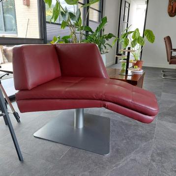 Montel trendy modern fauteuil beschikbaar voor biedingen