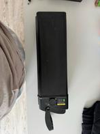 Finbike U4 36V 10.4Ah E-bike Accu + Lader & Sleutel, Ophalen, Zo goed als nieuw