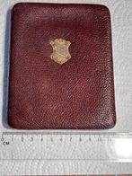 Mooie leren sigarenetui met gouden naamplaatje, ca. 1890., Verzenden, Goud