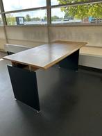 Goed bureau, Huis en Inrichting, Bureaus, Ophalen of Verzenden, Gebruikt