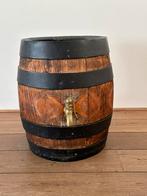 Biervat met koperen kraan, Ophalen