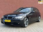 BMW 3-serie Touring 318i / Touring / Airco / Cruise control, Auto's, BMW, Zwart, Handgeschakeld, 1405 kg, 5 stoelen