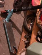 Stuntstep Decathlon (foto’s colgen), Fietsen en Brommers, Steps, Ophalen, Gebruikt, Gewone step, Decathlon