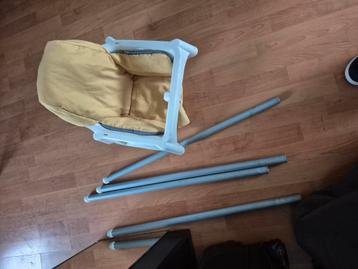 Ikea kinderstoel + kussen beschikbaar voor biedingen