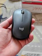 Logitech M220 draadloze muis te koop (met dongle!), Rechtshandig, Ophalen of Verzenden, Zo goed als nieuw, Draadloos