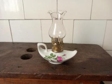 snoezig brocante olielampje lampje aladin bloemen ongebruikt beschikbaar voor biedingen