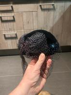 Zwart hoedje met net boerenbruiloft, Ophalen of Verzenden, Zo goed als nieuw, One size fits all
