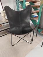Lederen Vlinder Fauteuil, Ophalen