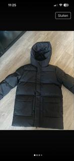Tommy Hilfiger zwarte parka maat 140 - Nieuw!, Ophalen of Verzenden, Nieuw, Jongen, Jas