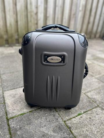 Handbagage koffer beschikbaar voor biedingen