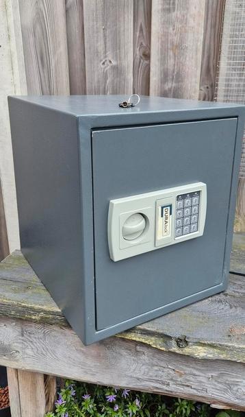 Duralock inbraakwerende kluis S38E beschikbaar voor biedingen