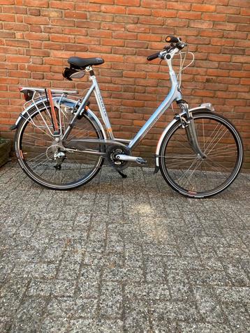 Gazelle Allure damesfiets framemaat 62 cm, als nieuw beschikbaar voor biedingen