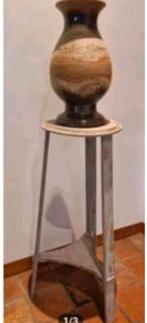 Shabby chic hoog oud fraai plantentafeltje, zuil, sokkel, Huis en Inrichting, Ophalen, Zo goed als nieuw