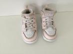 Nike Jordan Meisjes Schoenen - Goede Staat!, Kinderen en Baby's, Kinderkleding | Schoenen en Sokken, Meisje, Sportschoenen, Ophalen of Verzenden
