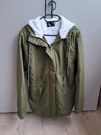 mooie polyester gewatteerde groene jas, Kleding | Dames, Jassen | Winter, Ophalen of Verzenden, Nieuw, Groen