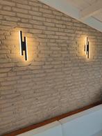 2 LED wandlampen, Ophalen, Zo goed als nieuw