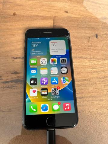 iPhone 8 64GB Zwart beschikbaar voor biedingen