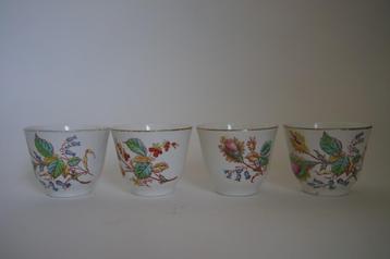 kop bekertje antiek societe ceramique porselein Maestricht beschikbaar voor biedingen