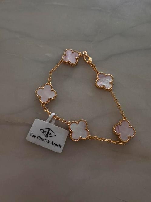 Van Cleef & Arpels armbandje, Sieraden, Tassen en Uiterlijk, Armbanden, Nieuw, Roze, Ophalen of Verzenden
