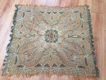 vintage worteldoek / kapstokdoek beschikbaar voor biedingen