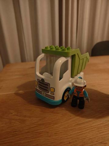 Duplo Kiepwagen met Figuur beschikbaar voor biedingen