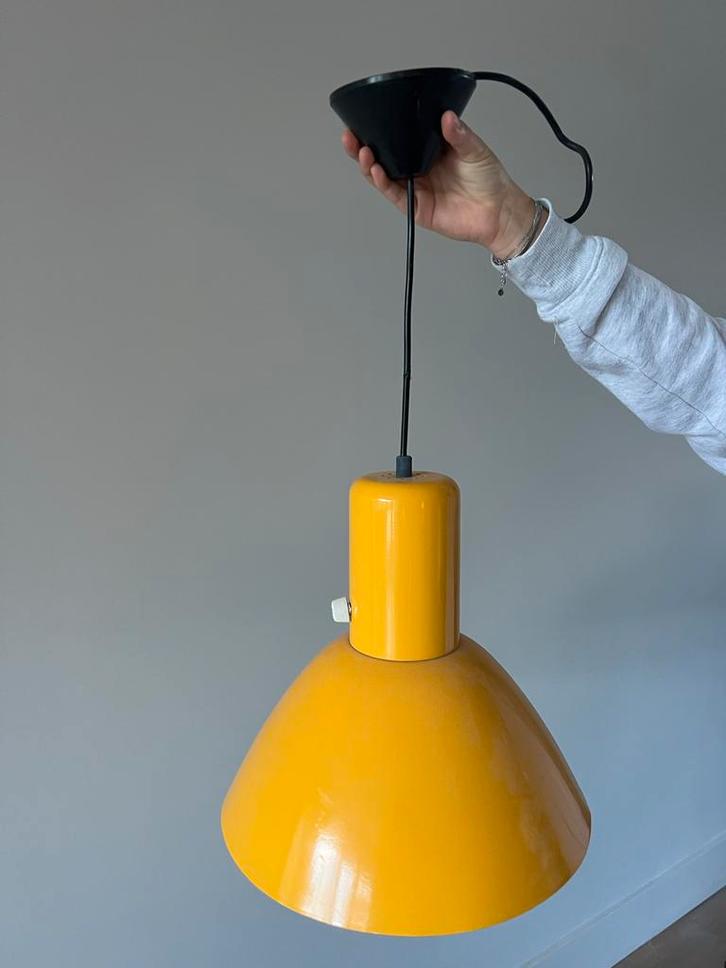 Leuke gele vintage lamp jaren 70, Huis en Inrichting, Lampen | Hanglampen, Minder dan 50 cm, Ophalen of Verzenden