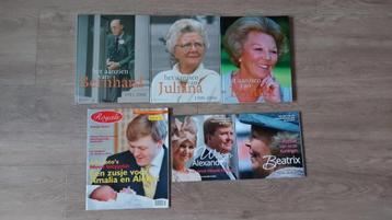 Nieuw/zgan 5 boeken en tijdschrift Koninklijk Huis beschikbaar voor biedingen