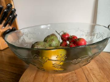 Glazen Spaanse fruitschaal/ klimop/ hedera patroon beschikbaar voor biedingen
