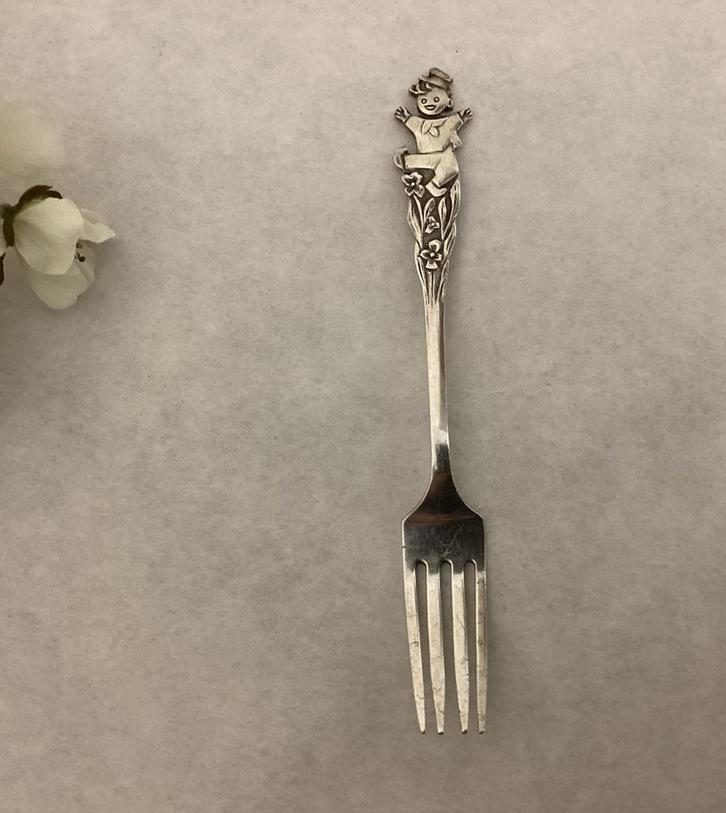 Vintage verzilverde  Kindervork springend boertje HH 90, Antiek en Kunst, Antiek | Bestek, Ophalen of Verzenden