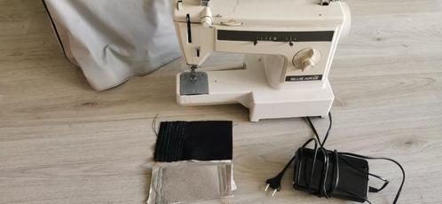 Naaimachine BLUE AIR 827, Hobby en Vrije tijd, Naaimachines en Toebehoren, Zo goed als nieuw, Naaimachine, Overige merken, Ophalen of Verzenden