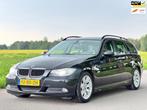 BMW 3-serie Touring 318i High Executive/AUT/XENON/PSENSOR/TR, Auto's, Automaat, Achterwielaandrijving, 4 cilinders, 129 pk