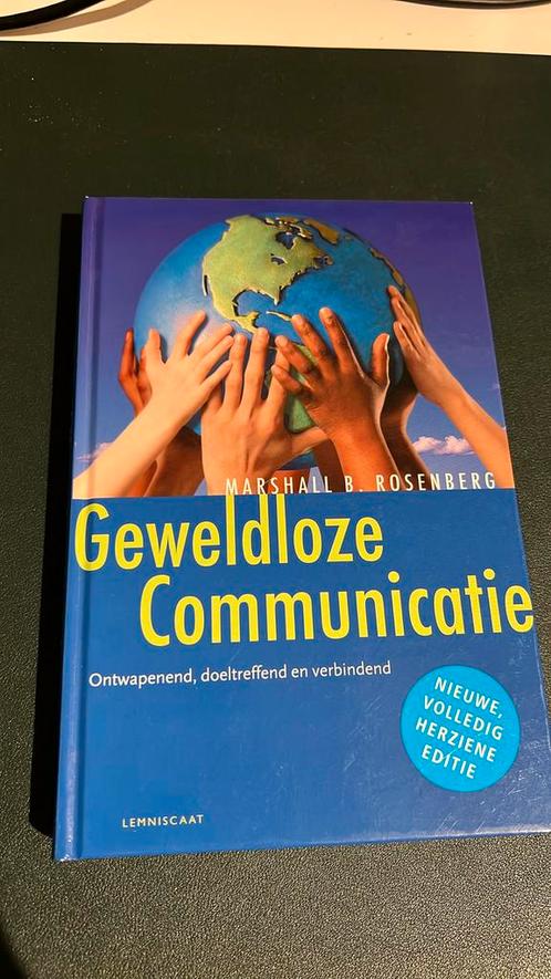 Marshall B. Rosenberg - Geweldloze communicatie, Boeken, Wetenschap, Zo goed als nieuw, Sociale wetenschap, Verzenden